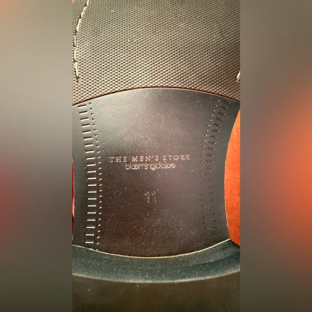 Bloomingdale’s Black Leather Chelsea Boots, Men’s size 11 - Picture 7 of 7